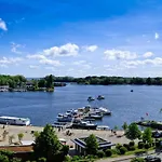Lakeview - Penthouse Am Hafen Апартаменты Рёбель