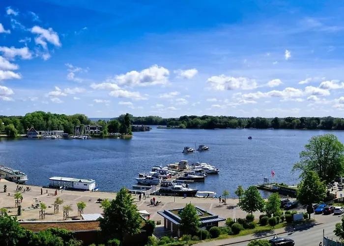 Lakeview - Penthouse Am Hafen Lejlighed Röbel